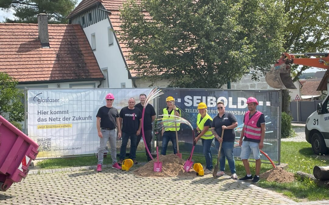 Spatenstich für den Glasfaserausbau in Lonnerstadt