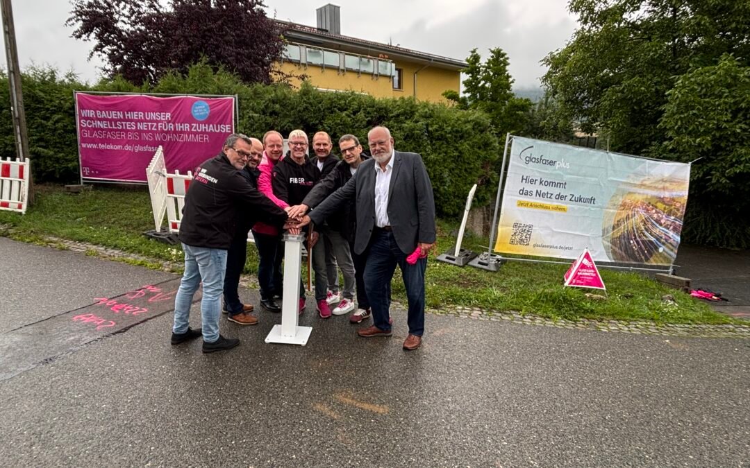 Spatenstich für den Glasfaserausbau in Scheßlitz